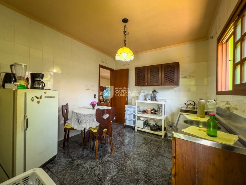 Casa térrea no centro de Xangri-lá: 8ª foto da galeria de imagens do imóvel