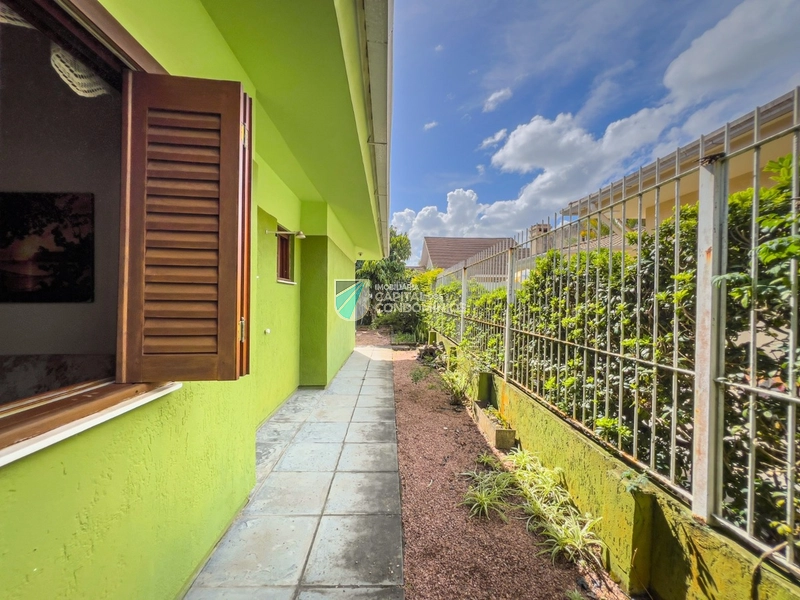Casa térrea no centro de Xangri-lá: 25ª foto da galeria de imagens do imóvel