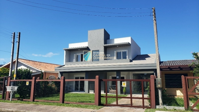 Sobrado próximo ao mar: 1ª foto da galeria de imagens do imóvel