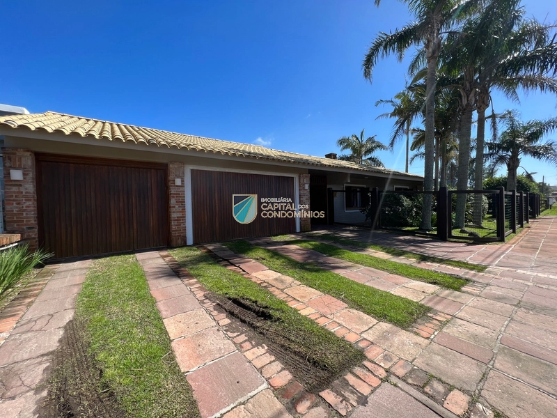 Casa junto à Atlântida: 4ª foto da galeria de imagens do imóvel