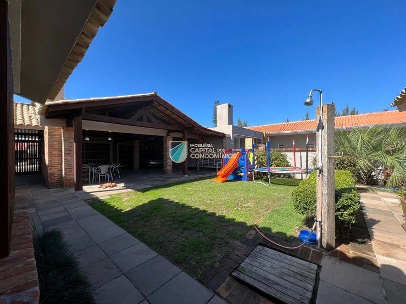 Casa junto à Atlântida: 49ª foto da galeria de imagens do imóvel