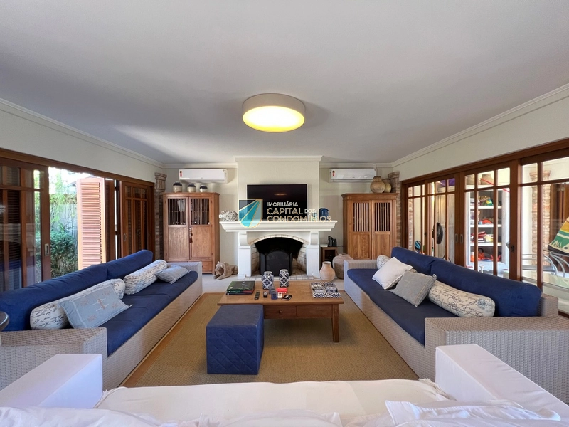 Casa junto à Atlântida: 13ª foto da galeria de imagens do imóvel
