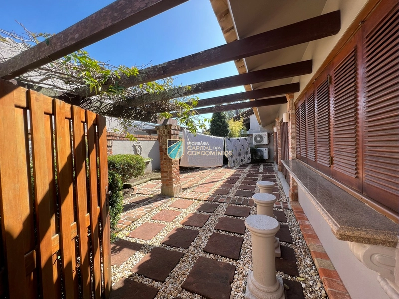 Casa junto à Atlântida: 37ª foto da galeria de imagens do imóvel