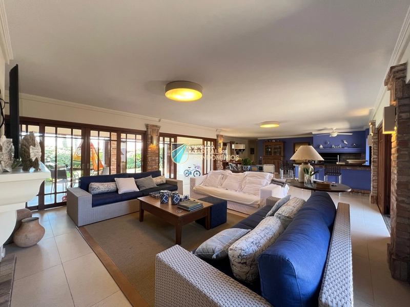 Casa junto à Atlântida: 15ª foto da galeria de imagens do imóvel