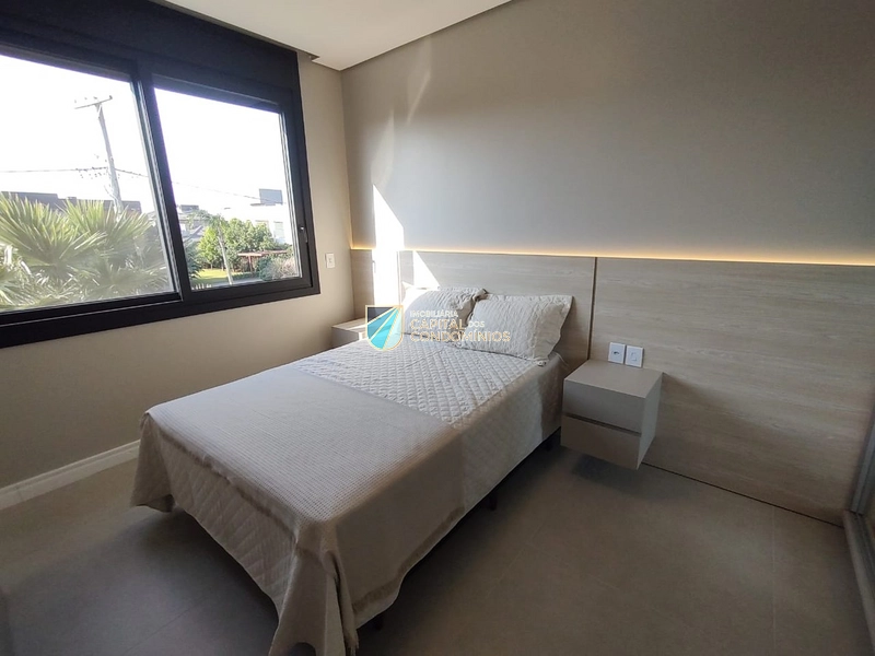 Belo sobrado mobiliado no condomínio Acqualina em Xangri-lá.: 18ª foto da galeria de imagens do imóvel