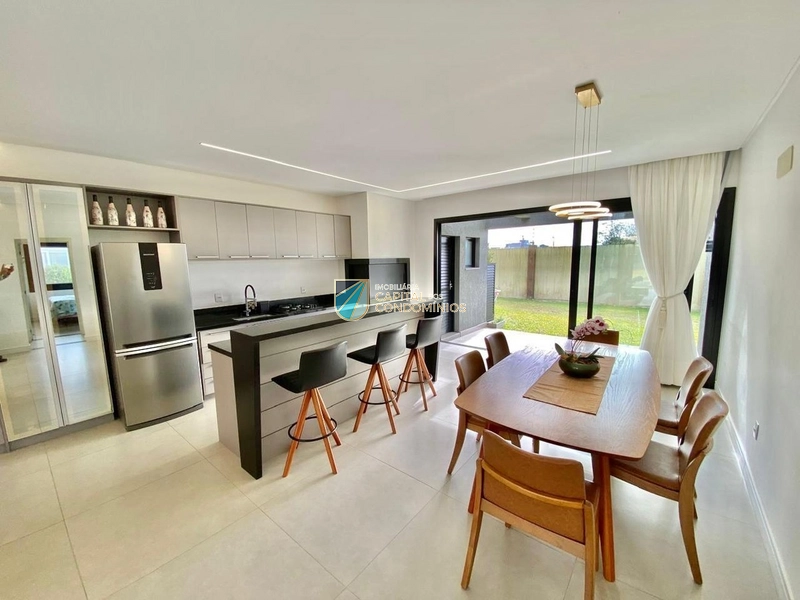 Casa no Riviera: 4ª foto da galeria de imagens do imóvel