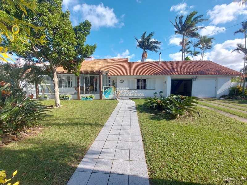Casa em Atlântida: 1ª foto da galeria de imagens do imóvel
