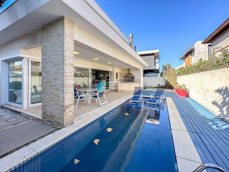 Sobrado em condomínio beira mar: 19ª foto da galeria de imagens do imóvel