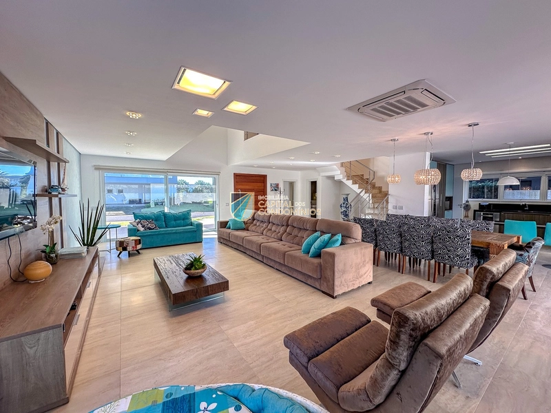 Sobrado em condomínio beira mar: 10ª foto da galeria de imagens do imóvel