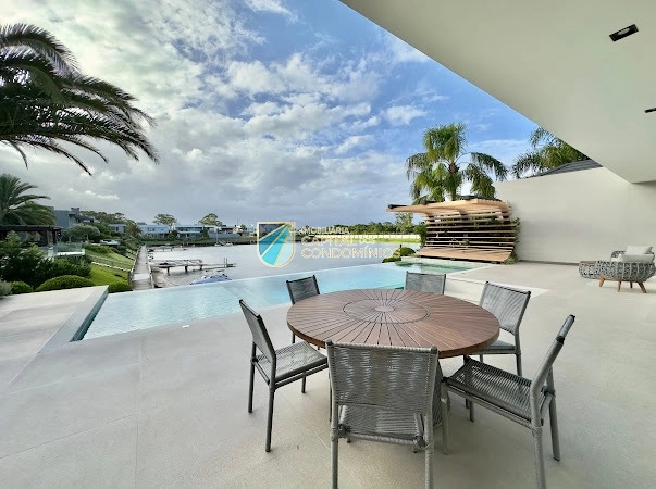 Vista espetacular para a marina e pôr do sol: 18ª foto da galeria de imagens do imóvel