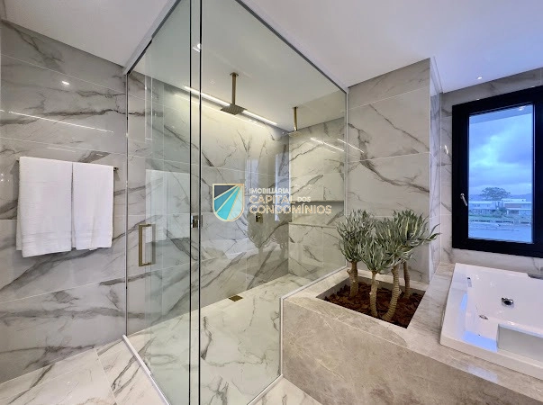 Vista espetacular para a marina e pôr do sol: 73ª foto da galeria de imagens do imóvel