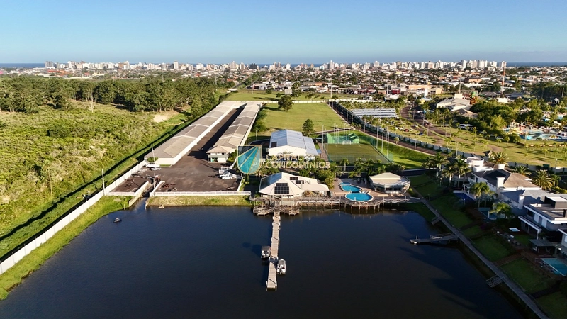 Vista espetacular para a marina e pôr do sol: 82ª foto da galeria de imagens do imóvel