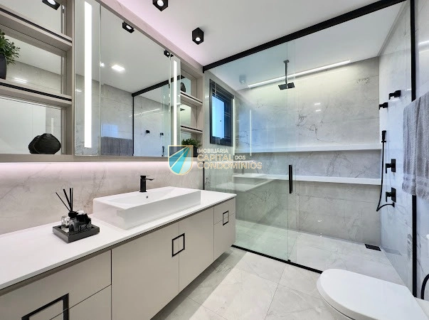 Vista espetacular para a marina e pôr do sol: 53ª foto da galeria de imagens do imóvel