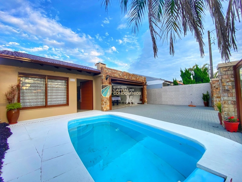 Casa próximo ao mar em Xangri-lá: 1ª foto da galeria de imagens do imóvel