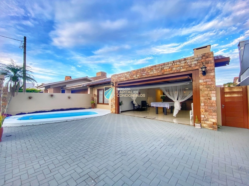 Casa próximo ao mar em Xangri-lá: 2ª foto da galeria de imagens do imóvel