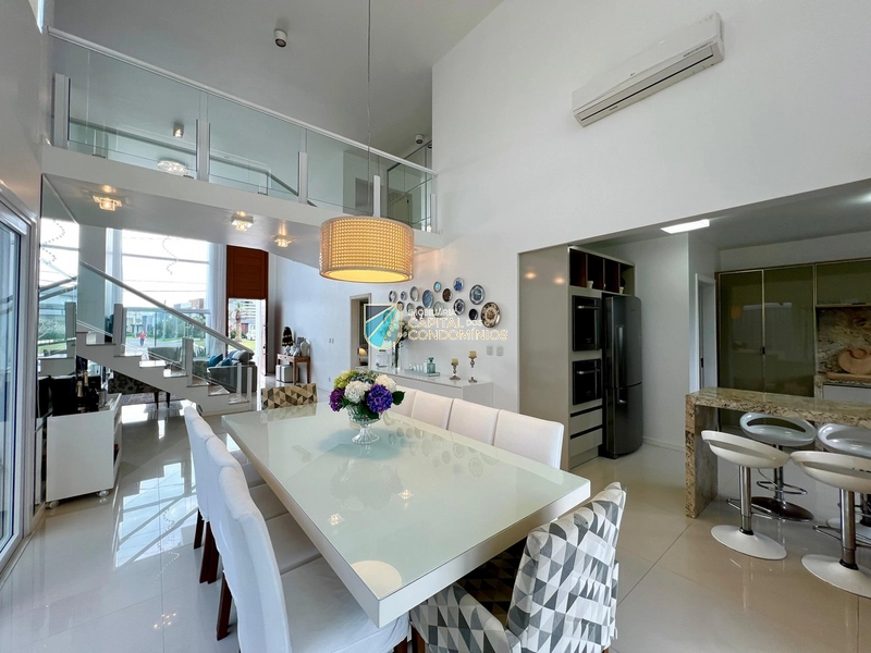 Sobrado frente ao clube: 12ª foto da galeria de imagens do imóvel