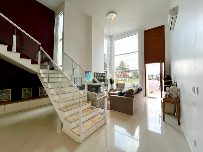 Sobrado frente ao clube: 9ª foto da galeria de imagens do imóvel