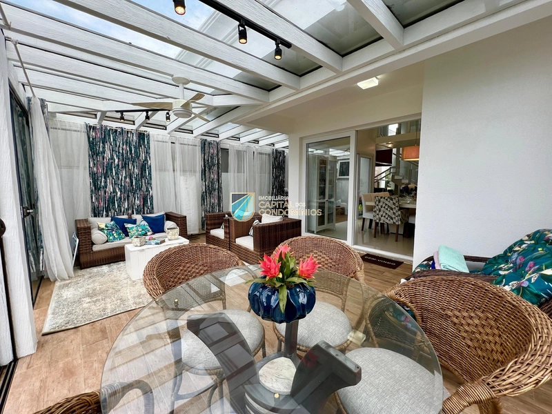 Sobrado frente ao clube: 10ª foto da galeria de imagens do imóvel