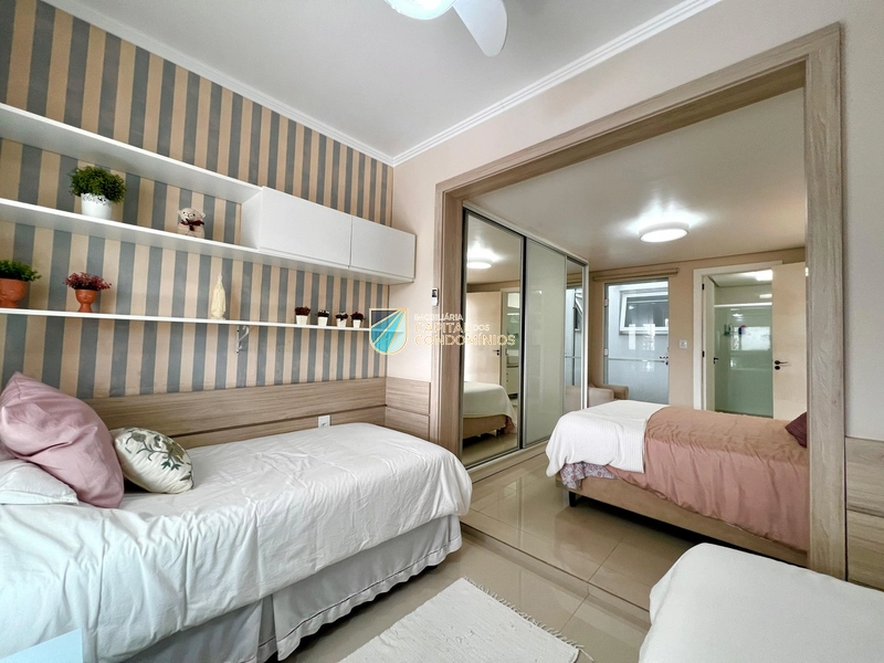 Sobrado frente ao clube: 21ª foto da galeria de imagens do imóvel