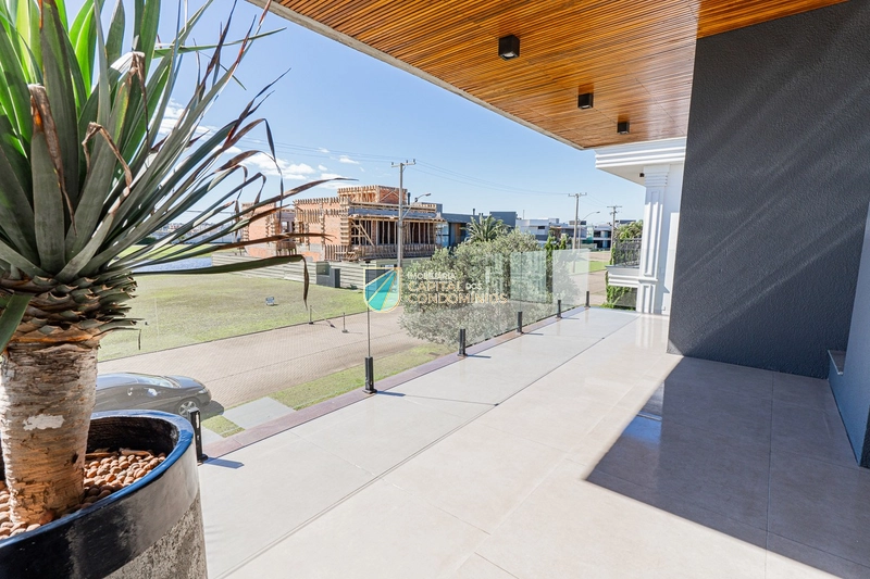 Sobrado beira lago no Condomínio Sense em Xangri-lá.: 20ª foto da galeria de imagens do imóvel