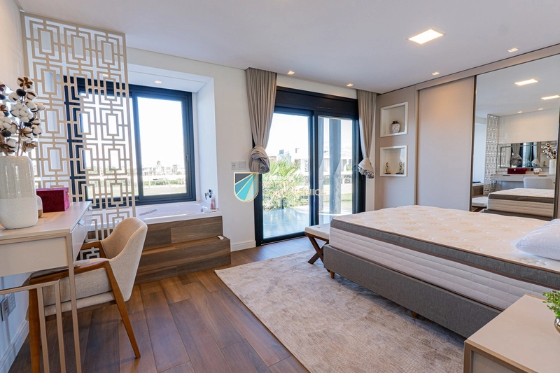 Sobrado beira lago no Condomínio Sense em Xangri-lá.: 25ª foto da galeria de imagens do imóvel