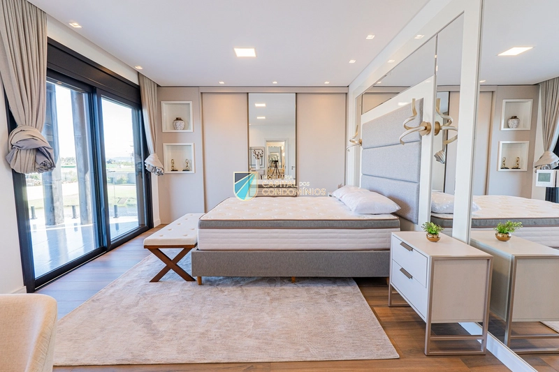 Sobrado beira lago no Condomínio Sense em Xangri-lá.: 23ª foto da galeria de imagens do imóvel