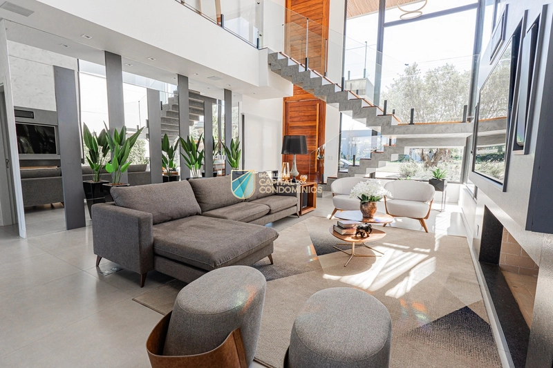 Sobrado beira lago no Condomínio Sense em Xangri-lá.: 4ª foto da galeria de imagens do imóvel