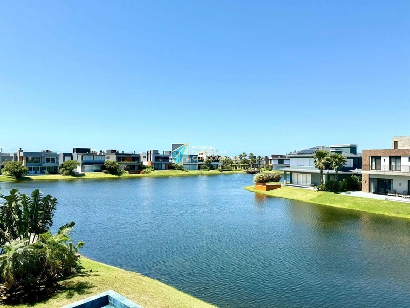Sobrado beira lago no condomínio Celebration em Xangri-lá: 37ª foto da galeria de imagens do imóvel