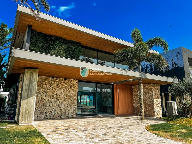 Sobrado novo no Enseada: 2ª foto da galeria de imagens do imóvel