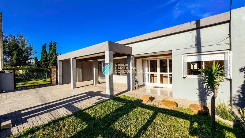 Casa no Centro de Xangri-lá: 1ª foto da galeria de imagens do imóvel