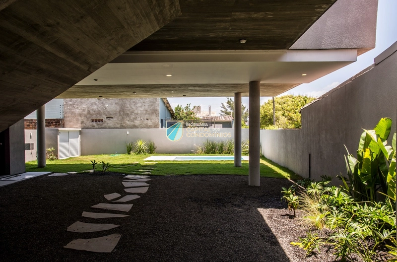 Casa espetacular na beira mar de Xangri-lá: 18ª foto da galeria de imagens do imóvel