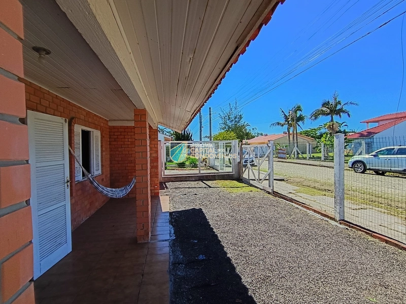 Casa no centro: 2ª foto da galeria de imagens do imóvel