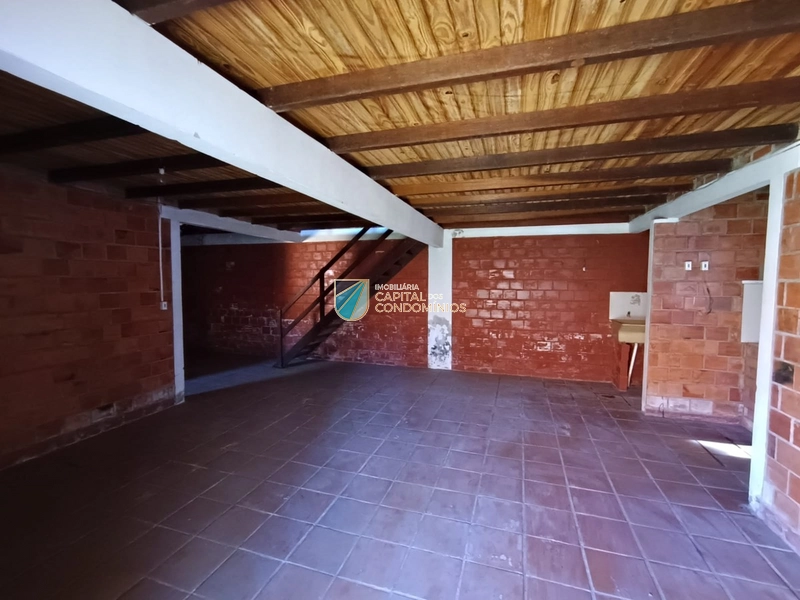 Casa no centro: 25ª foto da galeria de imagens do imóvel