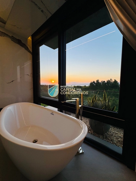 Sobrado com vista para a Lagoa dos Quadros no Condomínio Capão Ilhas: 53ª foto da galeria de imagens do imóvel