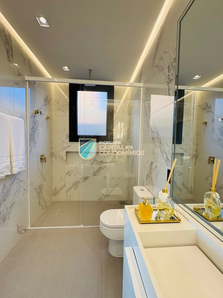 Sobrado com vista para a Lagoa dos Quadros no Condomínio Capão Ilhas: 27ª foto da galeria de imagens do imóvel