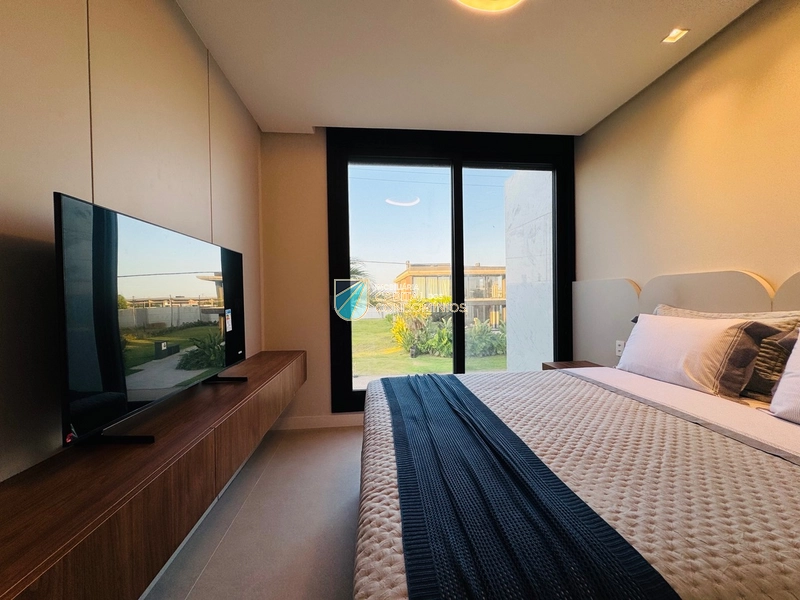 Belo sobrado beira lago no Condomínio Sense em Xangri-lá: 15ª foto da galeria de imagens do imóvel