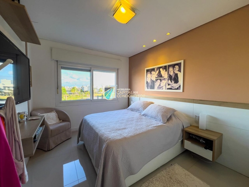 Sobrado mobiliado com vista para o lago no condomínio Las Palmas: 29ª foto da galeria de imagens do imóvel