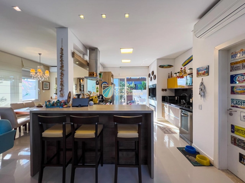 Sobrado mobiliado com vista para o lago no condomínio Las Palmas: 22ª foto da galeria de imagens do imóvel