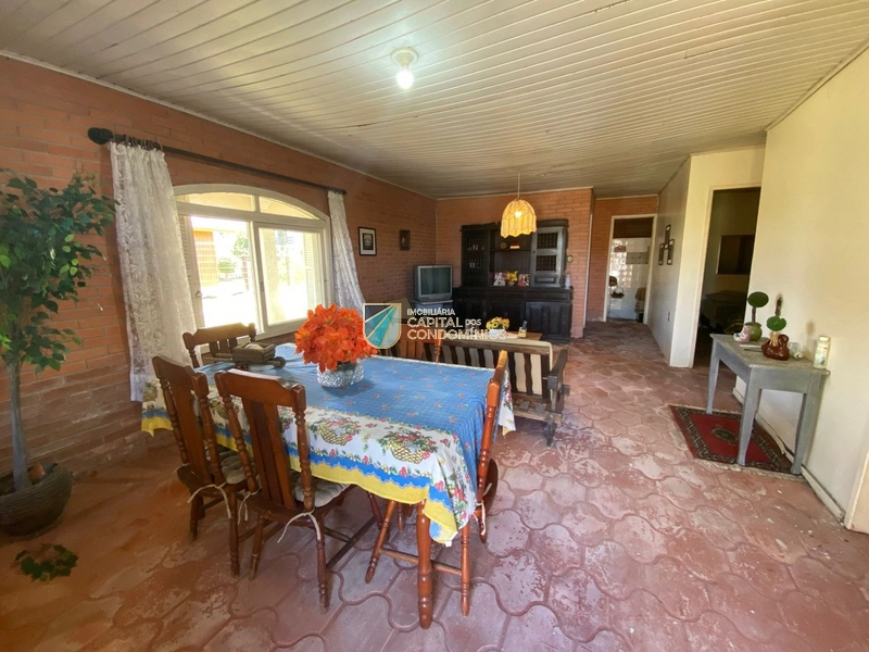 Casa ao lado da área verde no centro de Xangri-lá: 6ª foto da galeria de imagens do imóvel