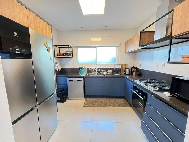 Sobrado com piscina: 22ª foto da galeria de imagens do imóvel