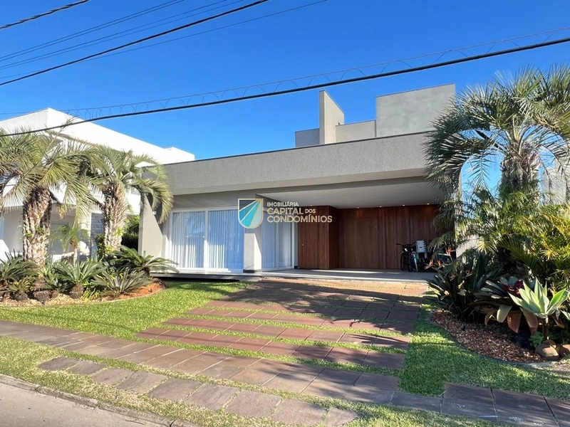 Sobrado com piscina: 4ª foto da galeria de imagens do imóvel