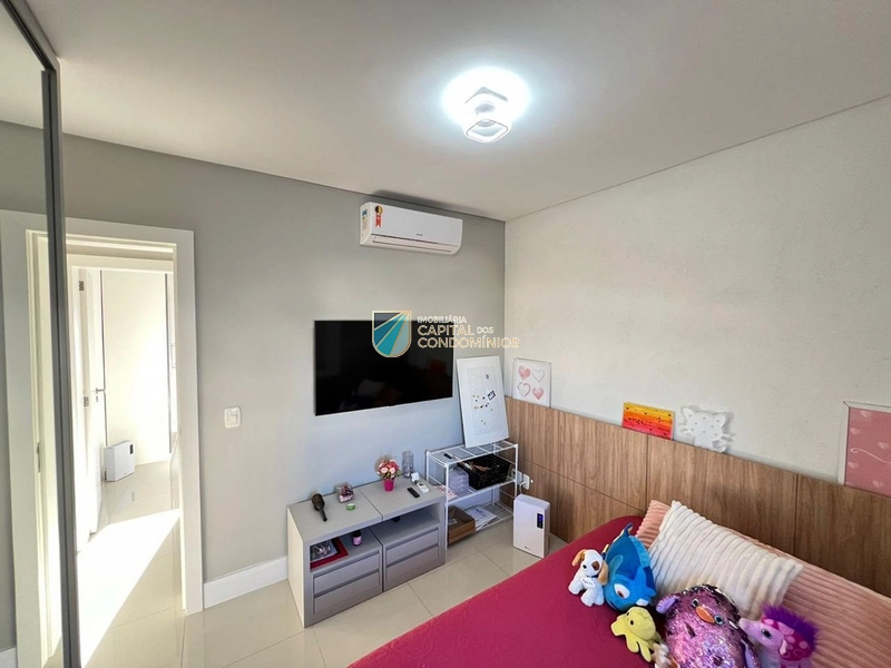 Sobrado com piscina: 36ª foto da galeria de imagens do imóvel