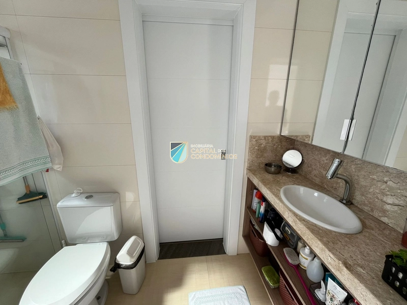 Sobrado na beira do lago do Quintas do lago: 48ª foto da galeria de imagens do imóvel