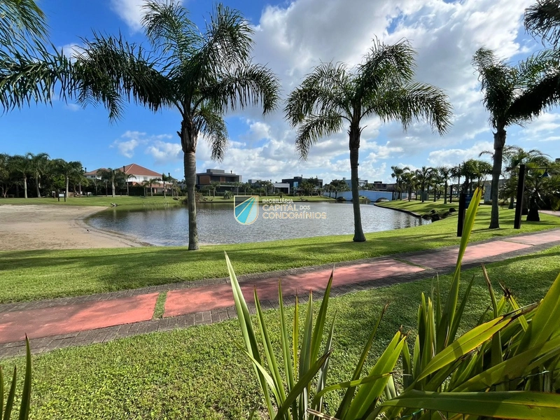 Sobrado na beira do lago do Quintas do lago: 20ª foto da galeria de imagens do imóvel