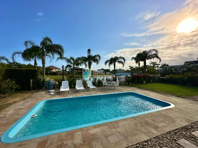 Sobrado na beira do lago do Quintas do lago: 19ª foto da galeria de imagens do imóvel