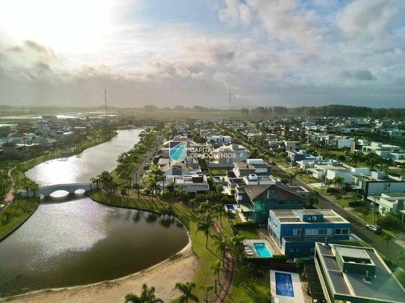 Sobrado na beira do lago do Quintas do lago: 57ª foto da galeria de imagens do imóvel