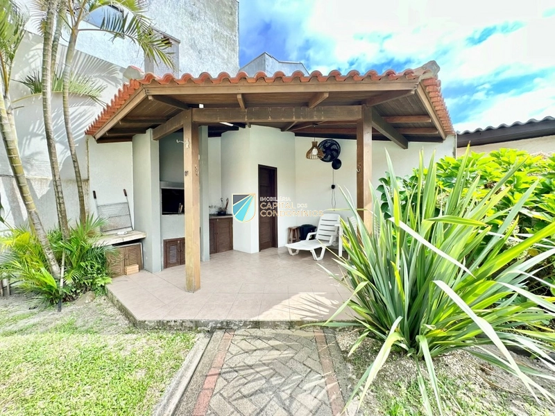 Casa térrea com piscina: 41ª foto da galeria de imagens do imóvel