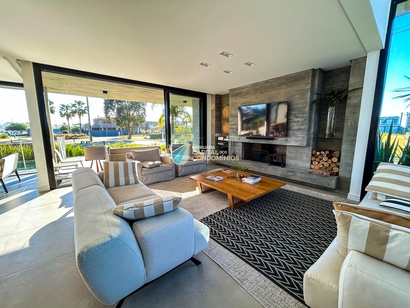 Sobrado beira lago no Blue: 8ª foto da galeria de imagens do imóvel