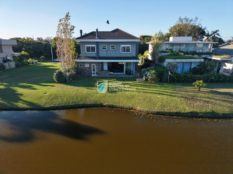 Sobrado beira lago mobiliado no condomínio VIllaggio Atlântida: 17ª foto da galeria de imagens do imóvel