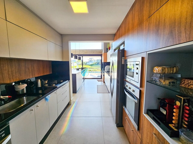 Casa térrea beira lago no Enseada: 11ª foto da galeria de imagens do imóvel